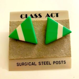 Vintage Green Retro Triangle Pierced Earrings